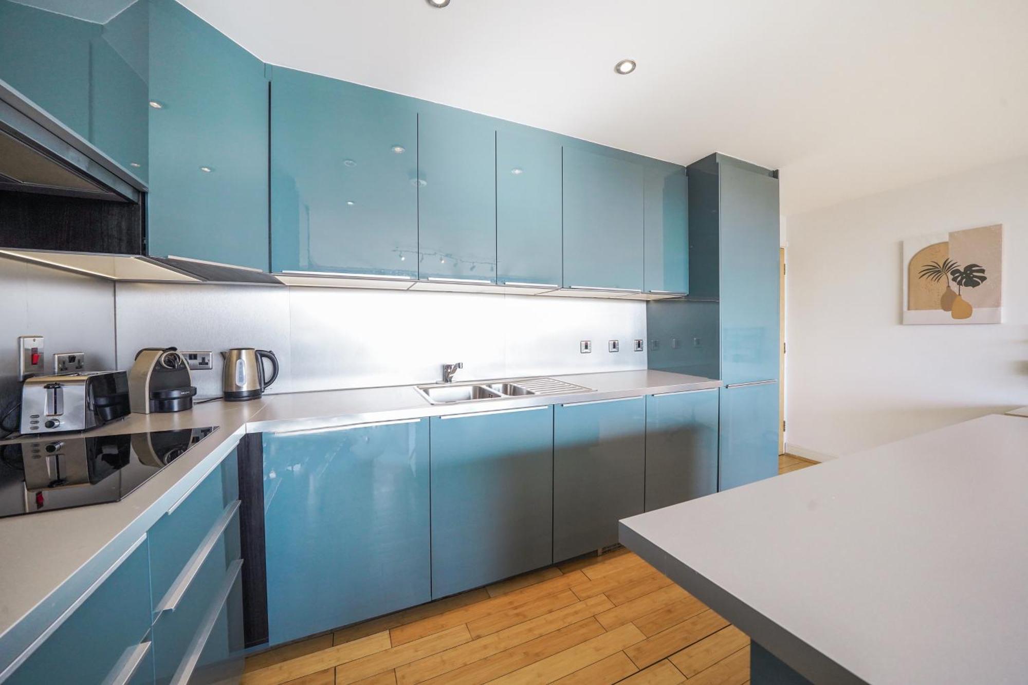 City Riverside - 2 Bedroom & Free Parking Barking  Buitenkant foto